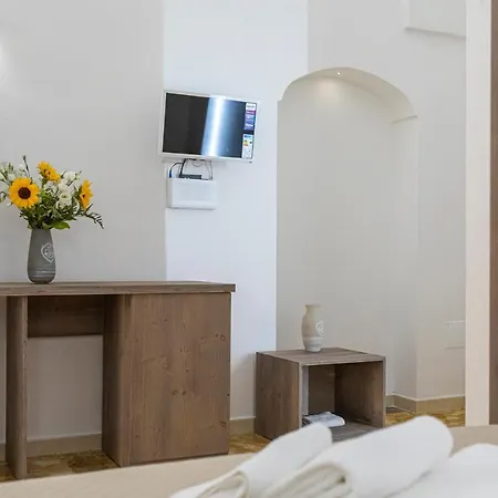 Bed & Breakfast Corte Rovito & 3*