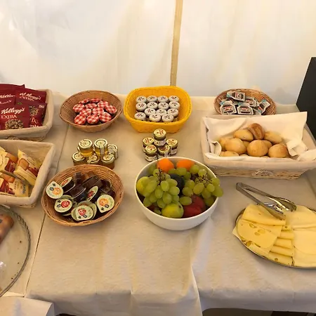 Nocleg ze śniadaniem Corte Rovito & 3*